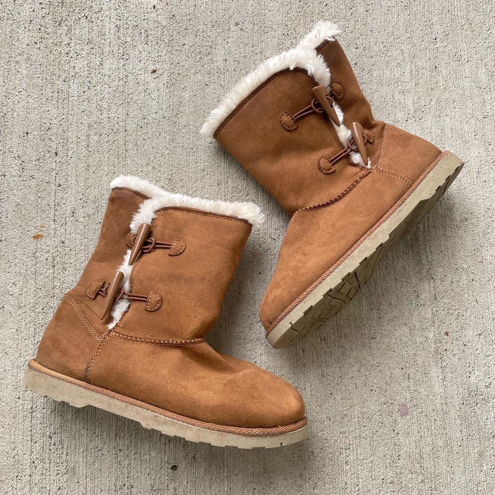Curfew Girls Faux Fur Boots Winter Warm Booties size 3